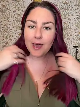 Snapshot of Lacey-BBW chatting on October 6, 2025, 9:04 pm Lacey-BBW online show from October 6, 2025, 9:04 pm