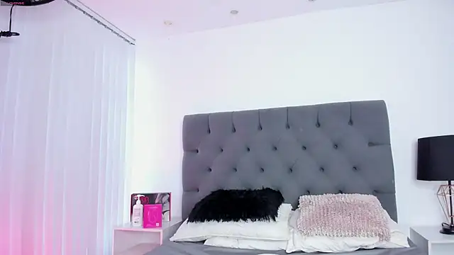 VictoriaParkeer online show from February 5, 2026, 12:12 pm