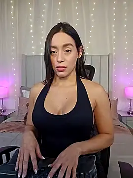 AriadnaTaylor online show from October 22, 2025, 5:45 pm