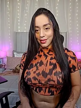 Snapshot of AriadnaTaylor chatting on December 16, 2025, 5:50 pm AriadnaTaylor online show from December 16, 2025, 5:50 pm