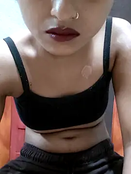 Tara2007 online show from November 4, 2025, 8:01 pm