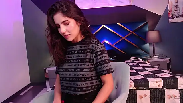 Coralgh  online show from January 10, 2026, 8:15 pm