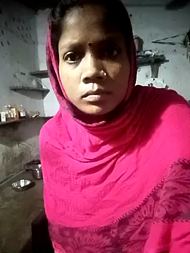 Snapshot of SEXY-MAHI4 chatting on December 3, 2025, 2:56 am SEXY-MAHI4 online show from December 3, 2025, 2:56 am