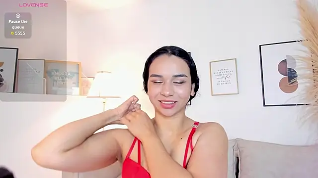 Snapshot of Sarah_ortiz chatting on September 19, 2025, 4:05 am Sarah ortiz online show from September 19, 2025, 4:05 am