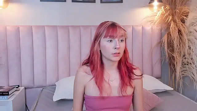 dafnne hall online show from October 11, 2025, 8:21 pm