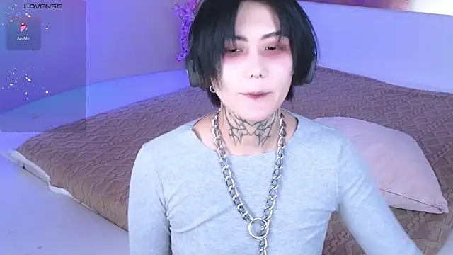 Snapshot of GothXRaven chatting on February 24, 2026, 3:57 pm GothXRaven online show from February 24, 2026, 3:57 pm