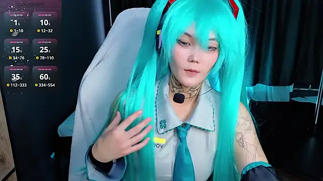 Snapshot of GothXRaven chatting on March 1, 2026, 11:21 am GothXRaven online show from March 1, 2026, 11:21 am