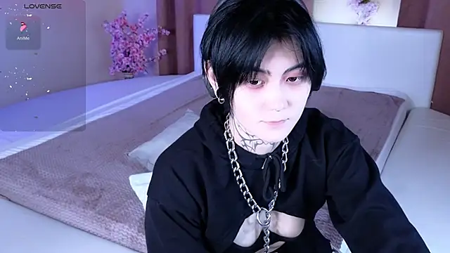 Snapshot of GothXRaven chatting on February 25, 2026, 4:18 pm GothXRaven online show from February 25, 2026, 4:18 pm