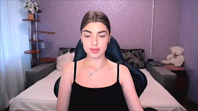 Snapshot of Dianaa_Lee0 chatting on July 9, 2026, 2:38 pm Dianaa Lee0 online show from July 9, 2026, 2:38 pm