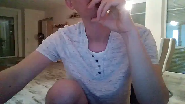 Snapshot of Trockenbau chatting on May 15, 2026, 10:13 am Trockenbau online show from May 15, 2026, 10:13 am