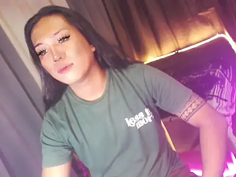 Hail ur Dominant online show from December 5, 2025, 1:05 am