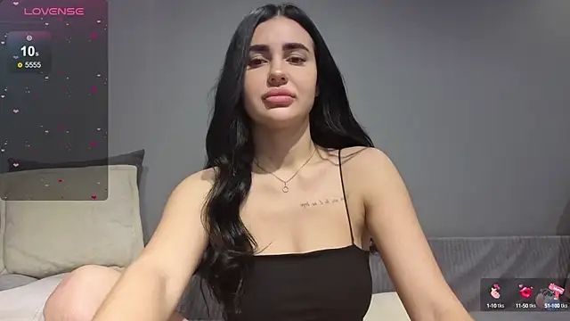 Snapshot of Mary__foxy chatting on October 14, 2025, 9:25 pm Mary foxy online show from October 14, 2025, 9:25 pm