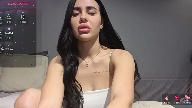 Snapshot of Mary__foxy chatting on October 18, 2025, 9:28 pm Mary foxy online show from October 18, 2025, 9:28 pm