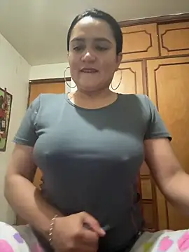 Rouse69  online show from October 24, 2025, 5:17 am