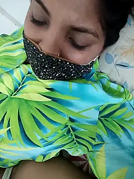 Komal-stream online show from September 27, 2025, 6:58 pm