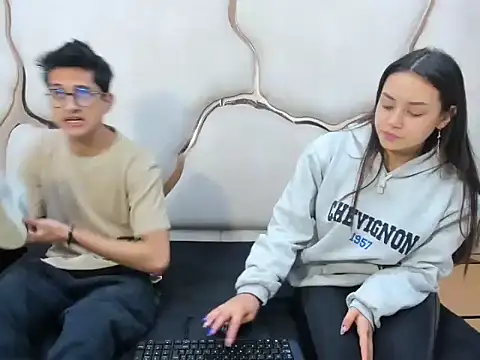 Noa Arez online show from October 14, 2025, 5:30 am