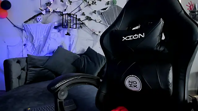 Kathe anderson    online show from October 22, 2025, 1:21 pm