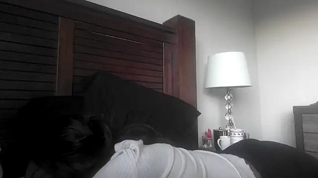 Marlowlovee online show from October 29, 2025, 12:42 am