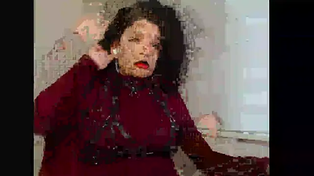 miss carmila1 online show from October 8, 2025, 10:43 pm