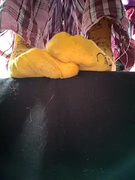 miss carmila1 online show from April 5, 2026, 8:26 pm