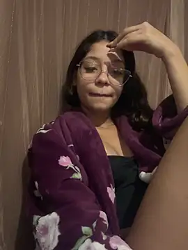 FadaPerigosa online show from June 27, 2026, 3:01 am