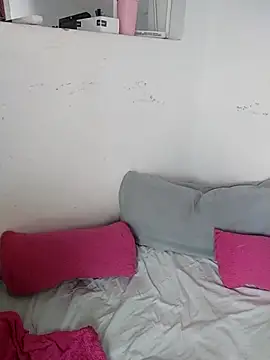 mimigoddesss online show from October 20, 2025, 6:19 pm