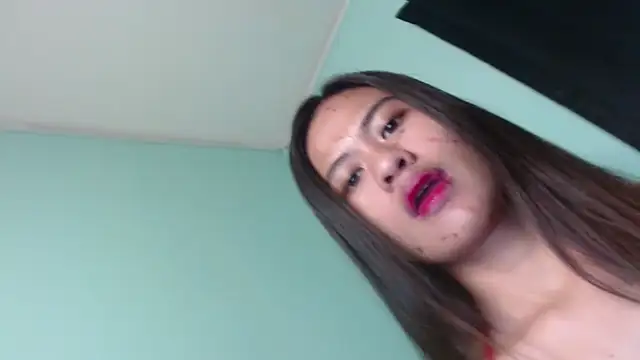 Snapshot of SexywildDanica chatting on November 12, 2025, 9:40 pm SexywildDanica online show from November 12, 2025, 9:40 pm