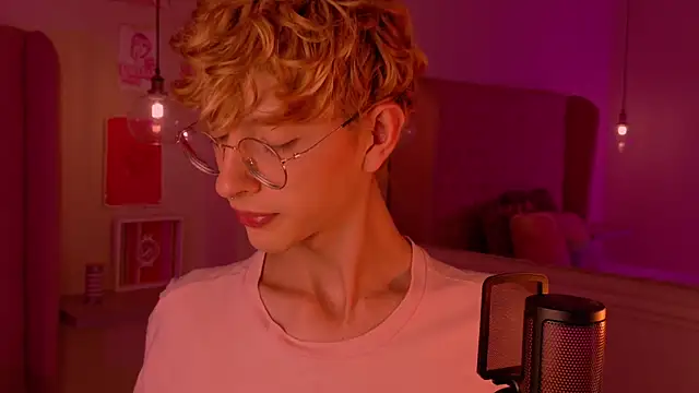 imDamiano online show from November 2, 2025, 8:47 pm