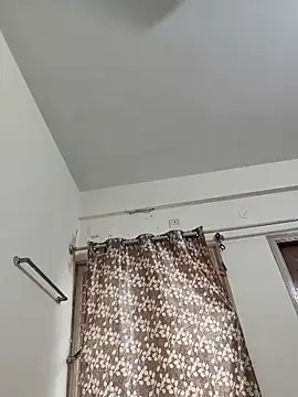 indtune4 online show from September 21, 2025, 5:01 am