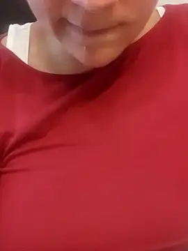 Cassandrina1 online show from October 8, 2025, 12:07 pm