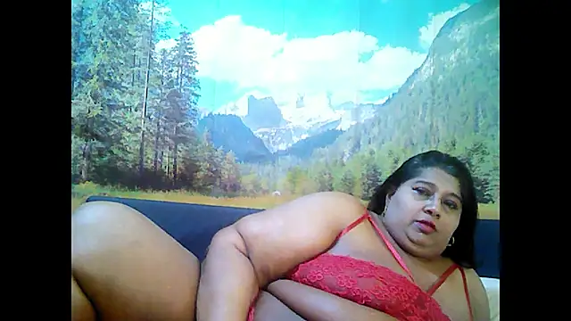 indianhoney694u online show from October 9, 2025, 6:30 pm