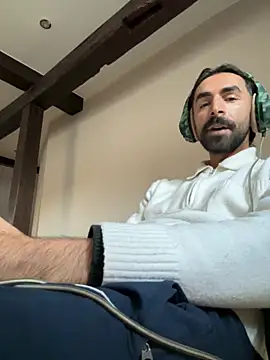 Snapshot of SergioGarcia93 chatting on November 8, 2025, 3:26 pm SergioGarcia93 online show from November 8, 2025, 3:26 pm