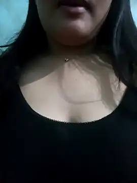 Queen-Rb online show from September 16, 2025, 4:02 am