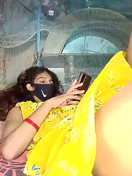 priyastrip314 online show from April 3, 2026, 7:42 pm