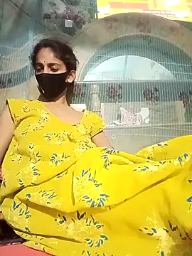 priyastrip314 online show from April 7, 2026, 6:32 pm