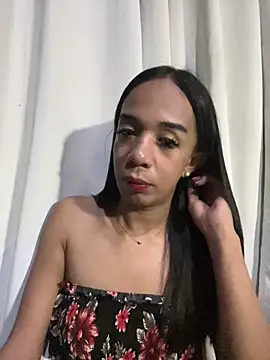 Snapshot of urgirl_maria chatting on March 29, 2026, 4:52 pm urgirl maria online show from March 29, 2026, 4:52 pm