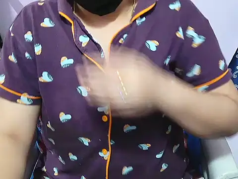 jannu6482 online show from February 18, 2026, 1:40 pm