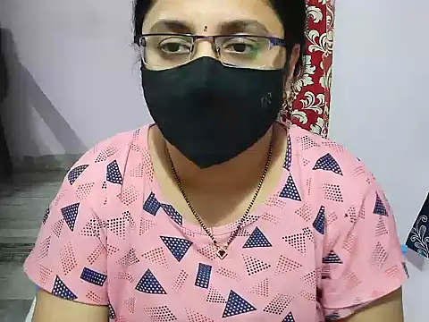 jannu6482 online show from February 19, 2026, 2:47 pm