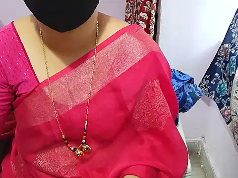 jannu6482 online show from October 19, 2025, 6:27 am