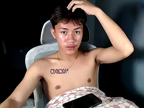 naughtyboyloy 0 online show from April 10, 2026, 6:59 pm