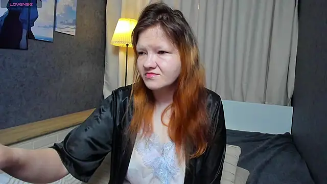 Nora lovvvv online show from October 17, 2025, 10:18 am