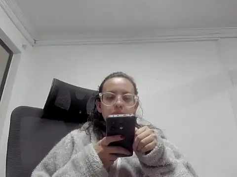 dalila macherano1 online show from October 22, 2025, 10:08 pm