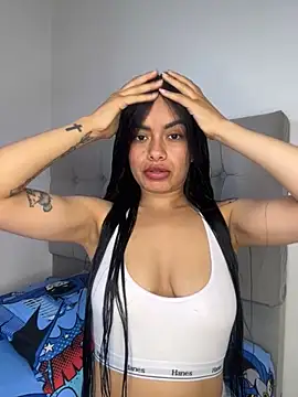 Melissa coch online show from November 19, 2025, 9:48 pm