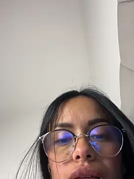 Melissa coch online show from November 5, 2025, 3:53 am