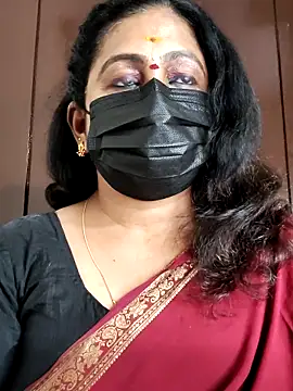 Snapshot of Sweetie_swetha37 chatting on October 8, 2025, 5:13 pm Sweetie swetha37 online show from October 8, 2025, 5:13 pm