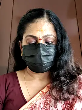 Snapshot of Sweetie_swetha37 chatting on October 6, 2025, 12:06 pm Sweetie swetha37 online show from October 6, 2025, 12:06 pm