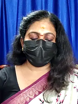 Snapshot of Sweetie_swetha37 chatting on October 26, 2025, 7:25 pm Sweetie swetha37 online show from October 26, 2025, 7:25 pm