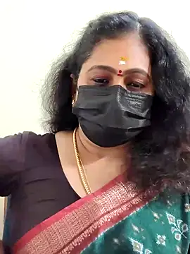 Snapshot of Sweetie_swetha37 chatting on November 11, 2025, 8:42 am Sweetie swetha37 online show from November 11, 2025, 8:42 am