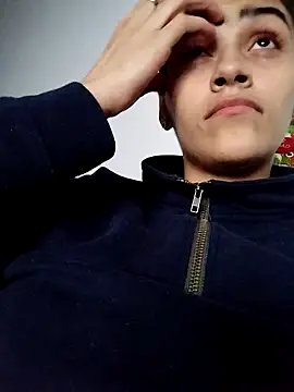 Snapshot of Crystal_Star_ chatting on November 26, 2025, 6:24 am Crystal Star online show from November 26, 2025, 6:24 am