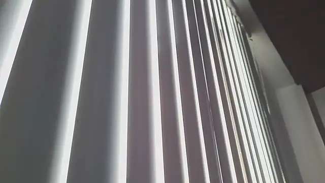 Snapshot of Crystal_Star_ chatting on October 20, 2025, 1:22 pm Crystal Star online show from October 20, 2025, 1:22 pm